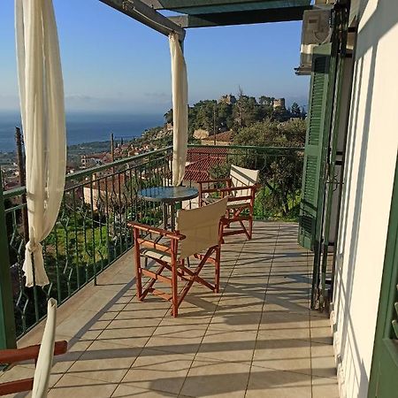 Kiparissia Castle & Sea View Villa Kyparissia Exterior photo