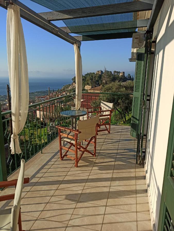 Kiparissia Castle & Sea View Villa Kyparissia Exterior photo