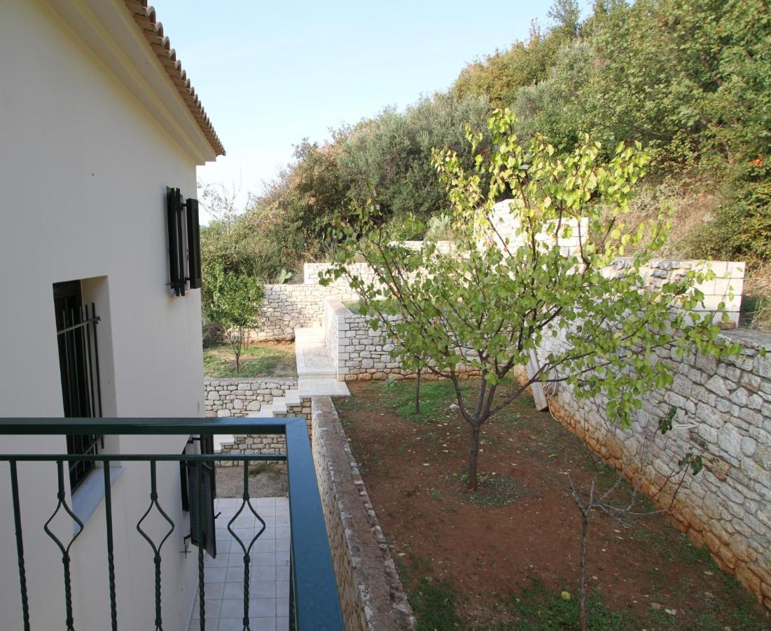 Kiparissia Castle & Sea View Villa Kyparissia Exterior photo