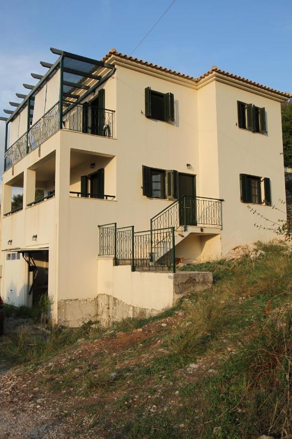 Kiparissia Castle & Sea View Villa Kyparissia Exterior photo
